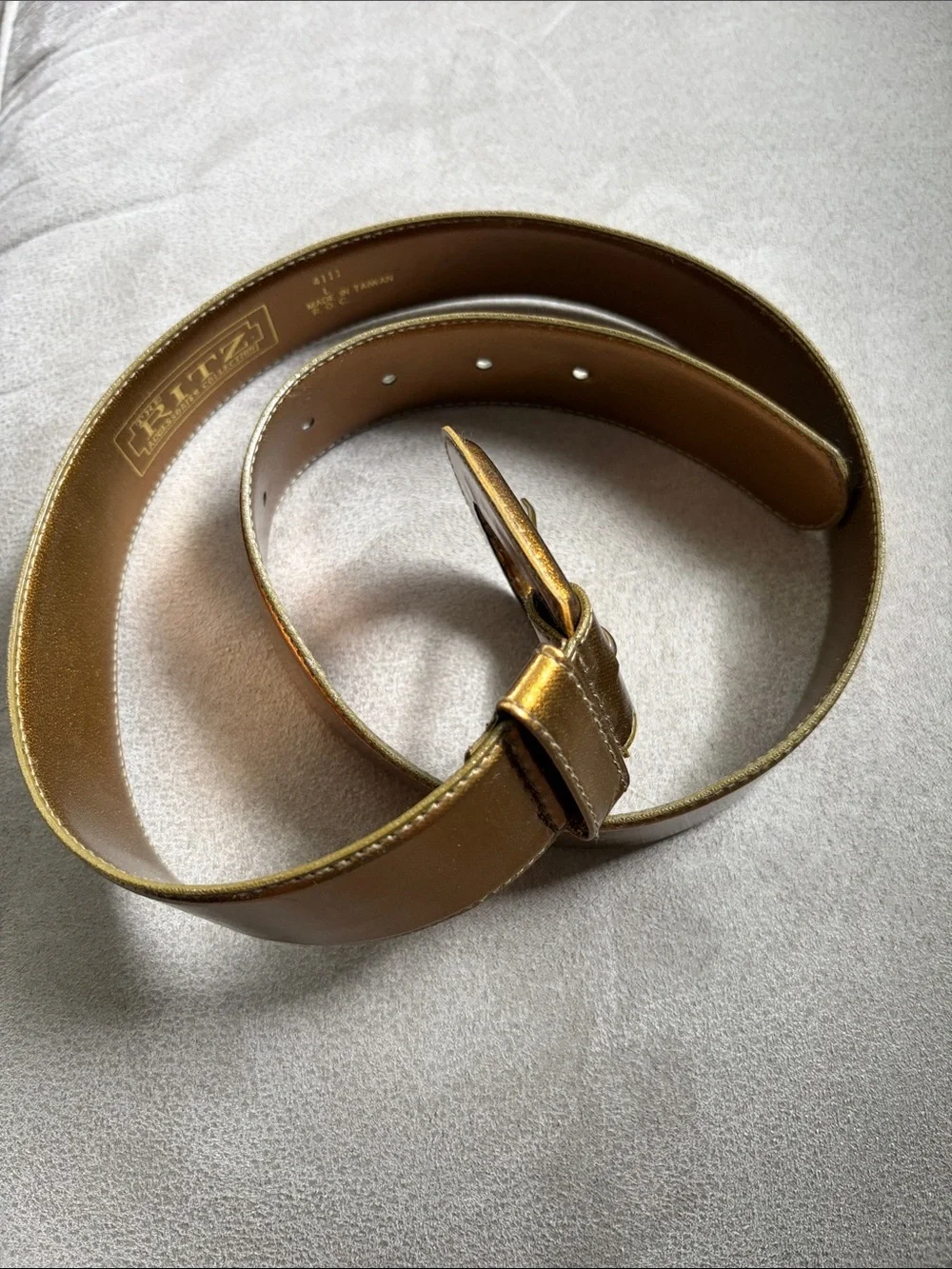 Ritz Metallic Gold Belt Oval Buckle L Vtg